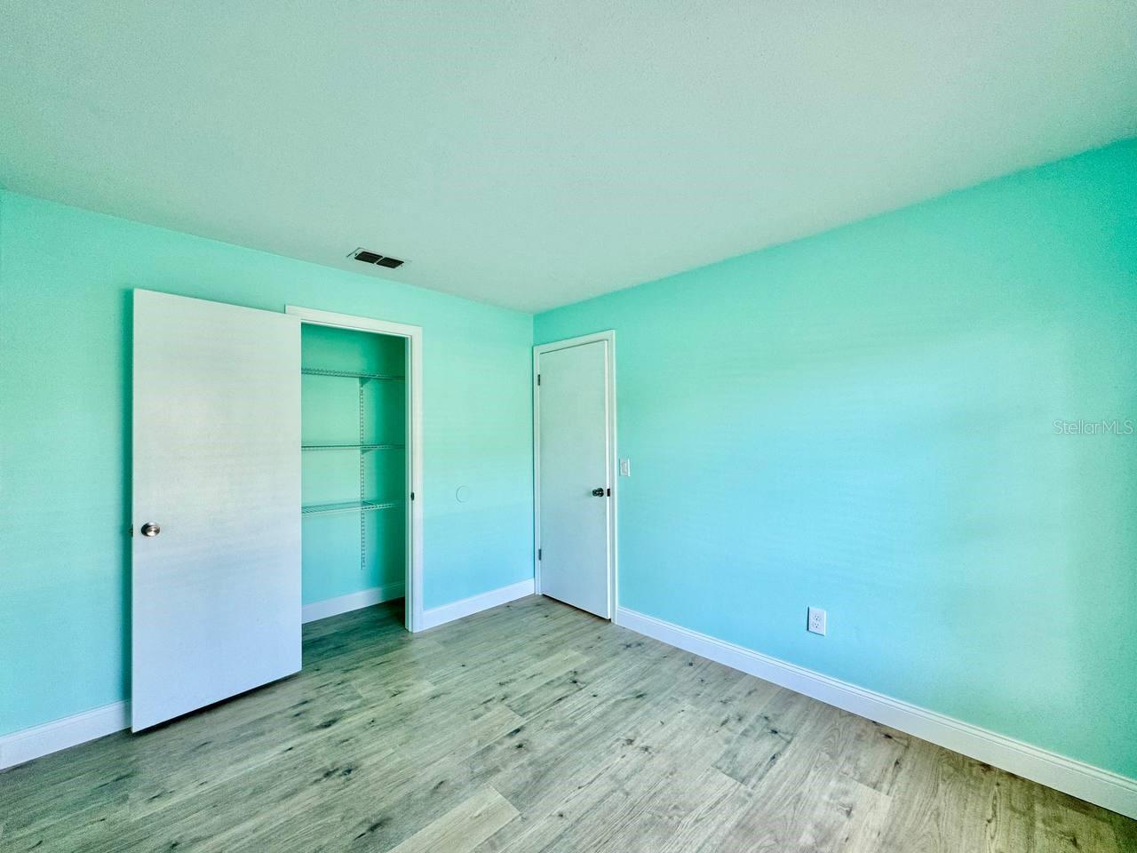LAKEVIEW VILLAGE SEC A UNI - Residential Lease