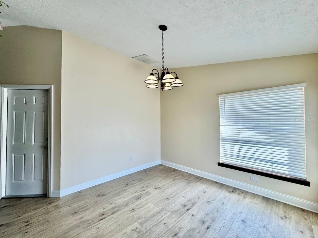 LAKEVIEW VILLAGE SEC A UNI - Residential Lease