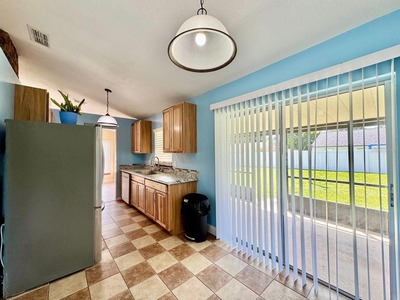 LAKEVIEW VILLAGE SEC A UNI - Residential Lease