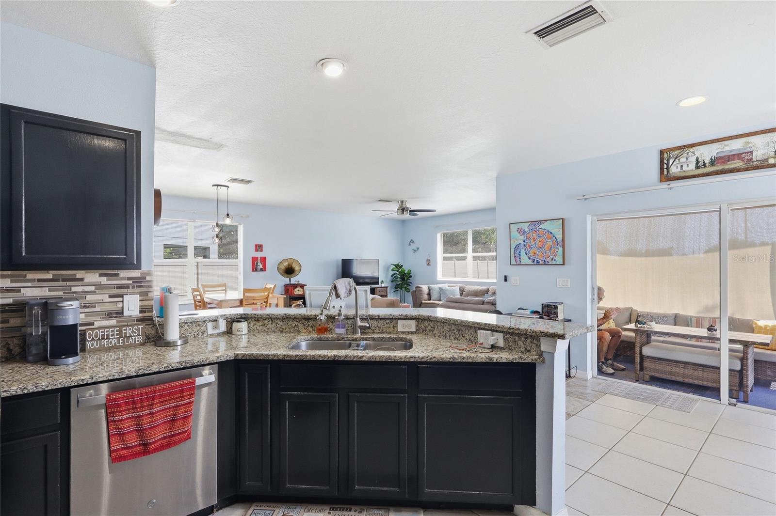CARRIAGE POINTE PH 1 - Residential