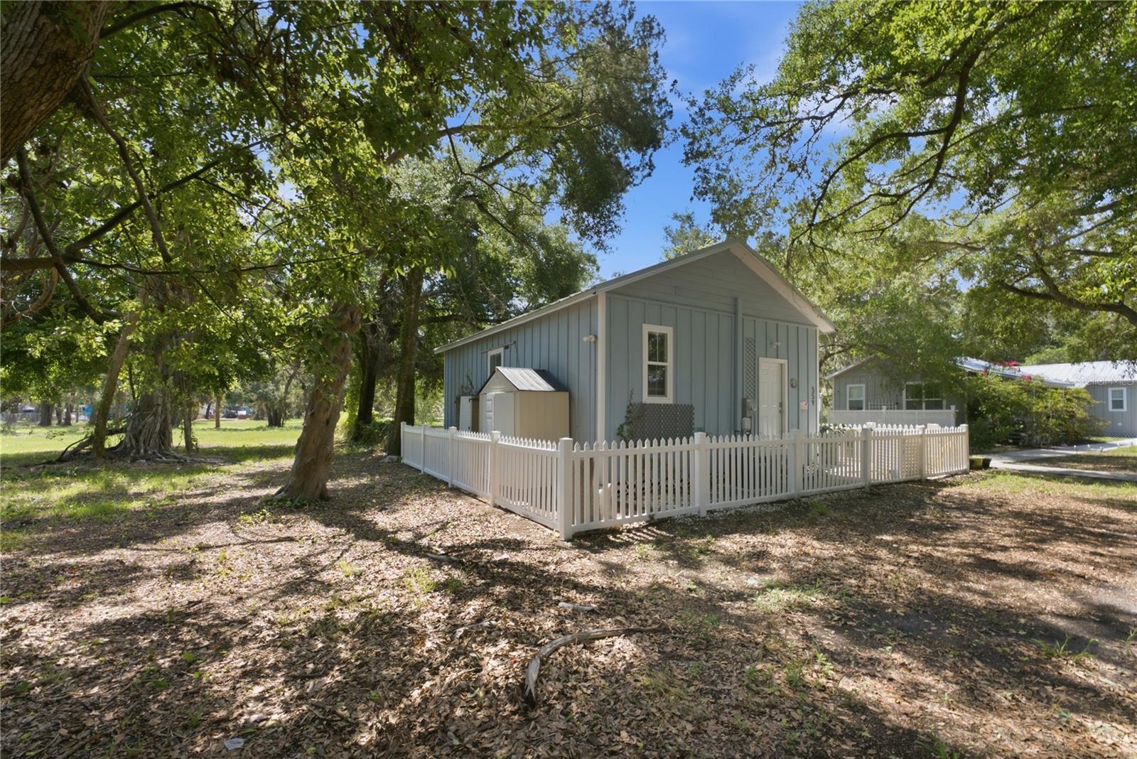 BRADEN COTTAGES - Residential