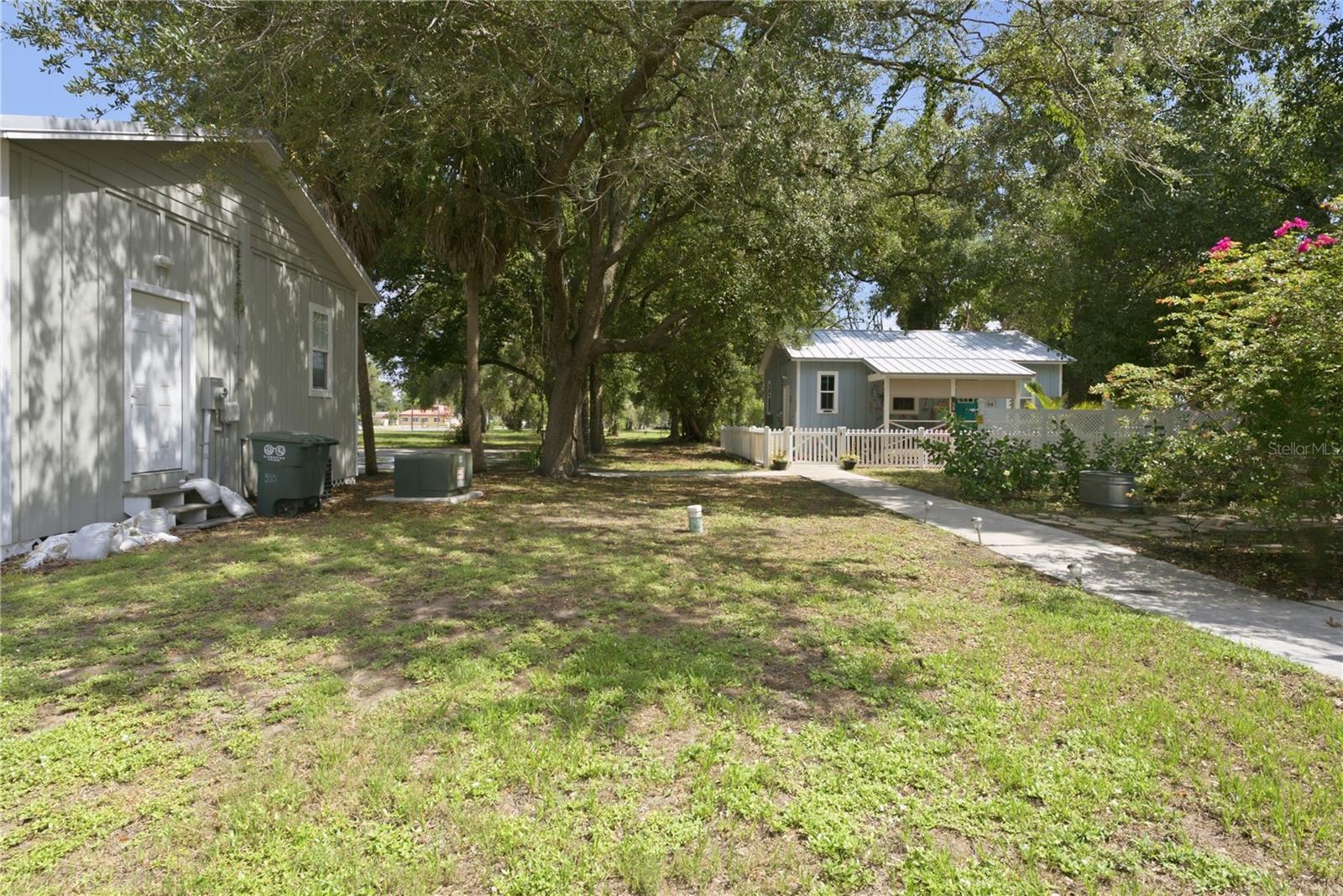 BRADEN COTTAGES - Residential