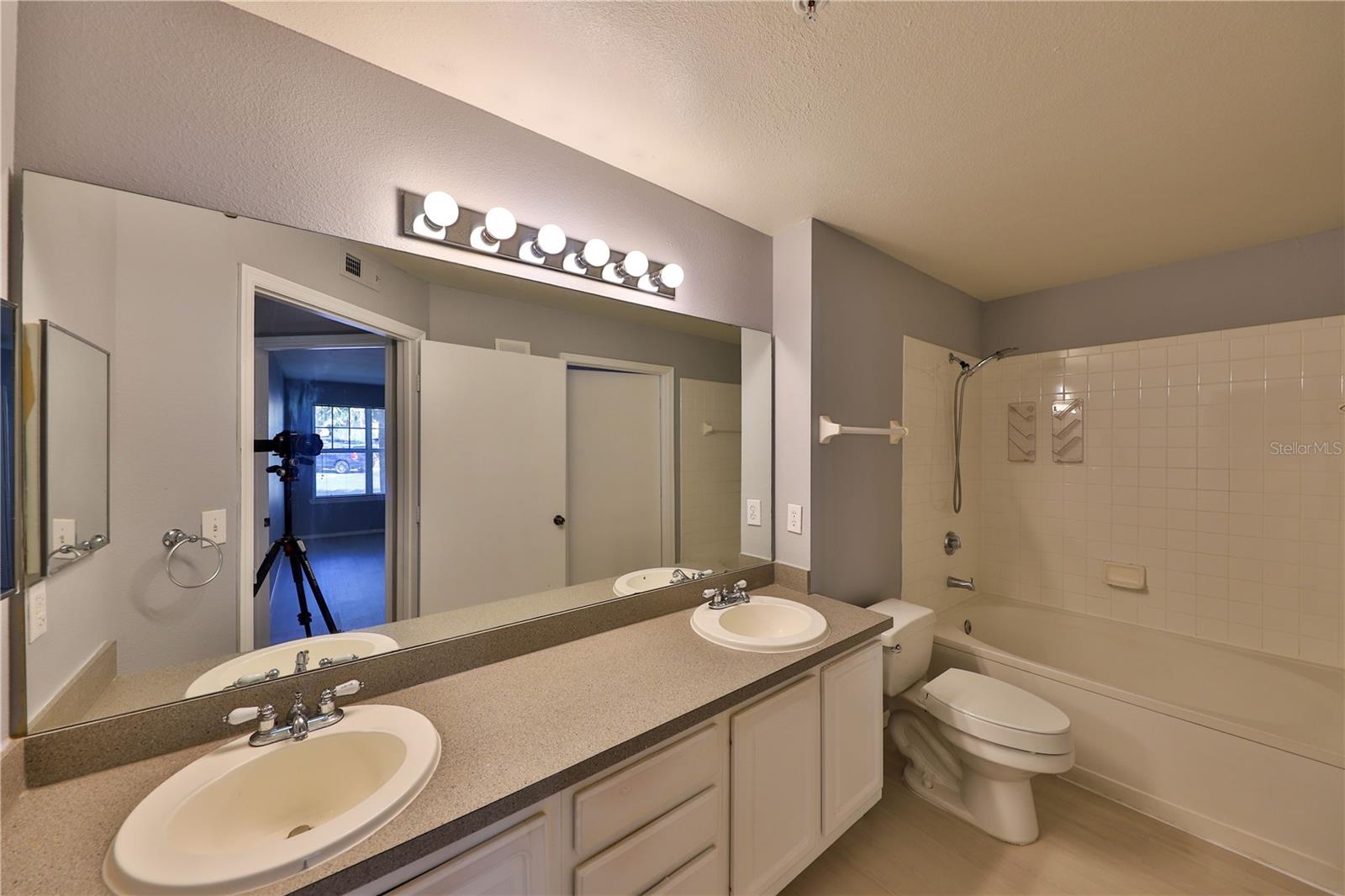 RESIDENCES AT SABAL POINT A CONDOMINIUM - Residential