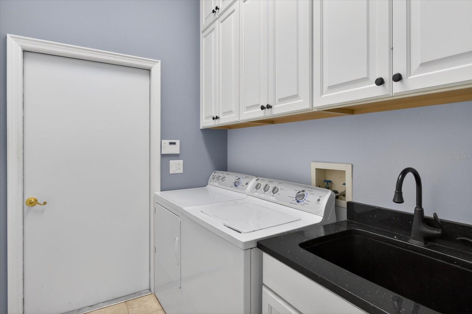 PRESIDENTS LANDING PH 5 - Residential