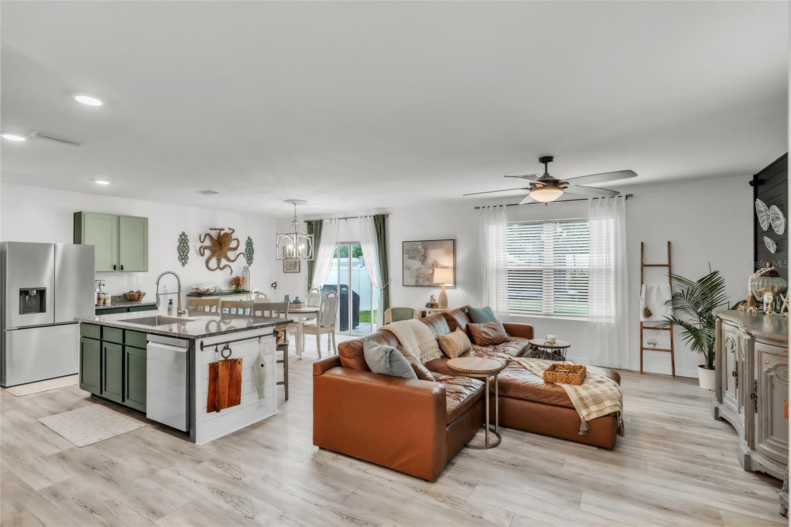 SILVERSTONE SOUTH - Residential