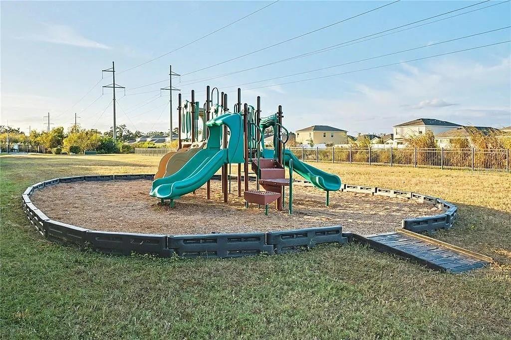 SILVERSTONE SOUTH - Residential