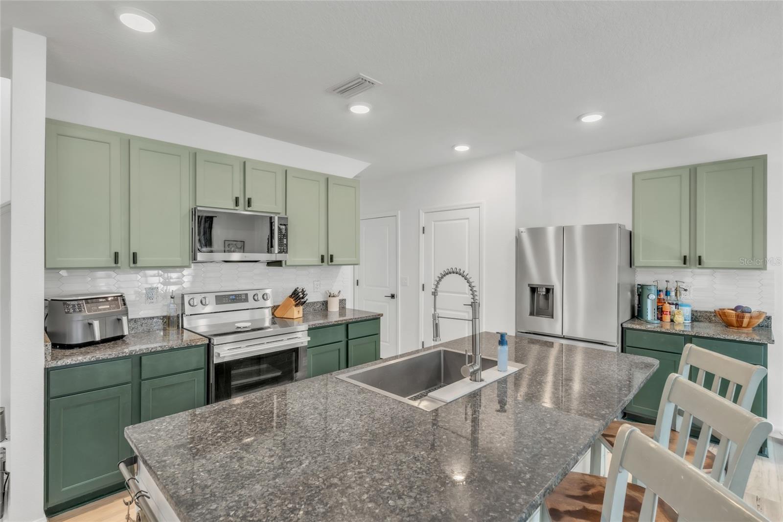SILVERSTONE SOUTH - Residential