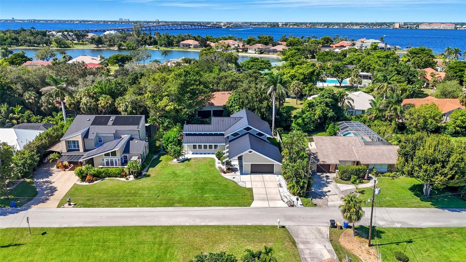 MCGREGOR ISLES - Residential