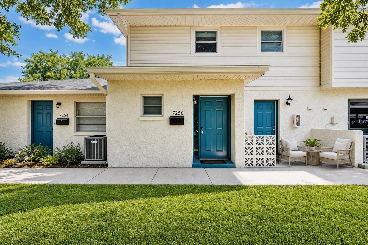 TOWNHOUSES AT BONNIE BAY CONDO - Residential
