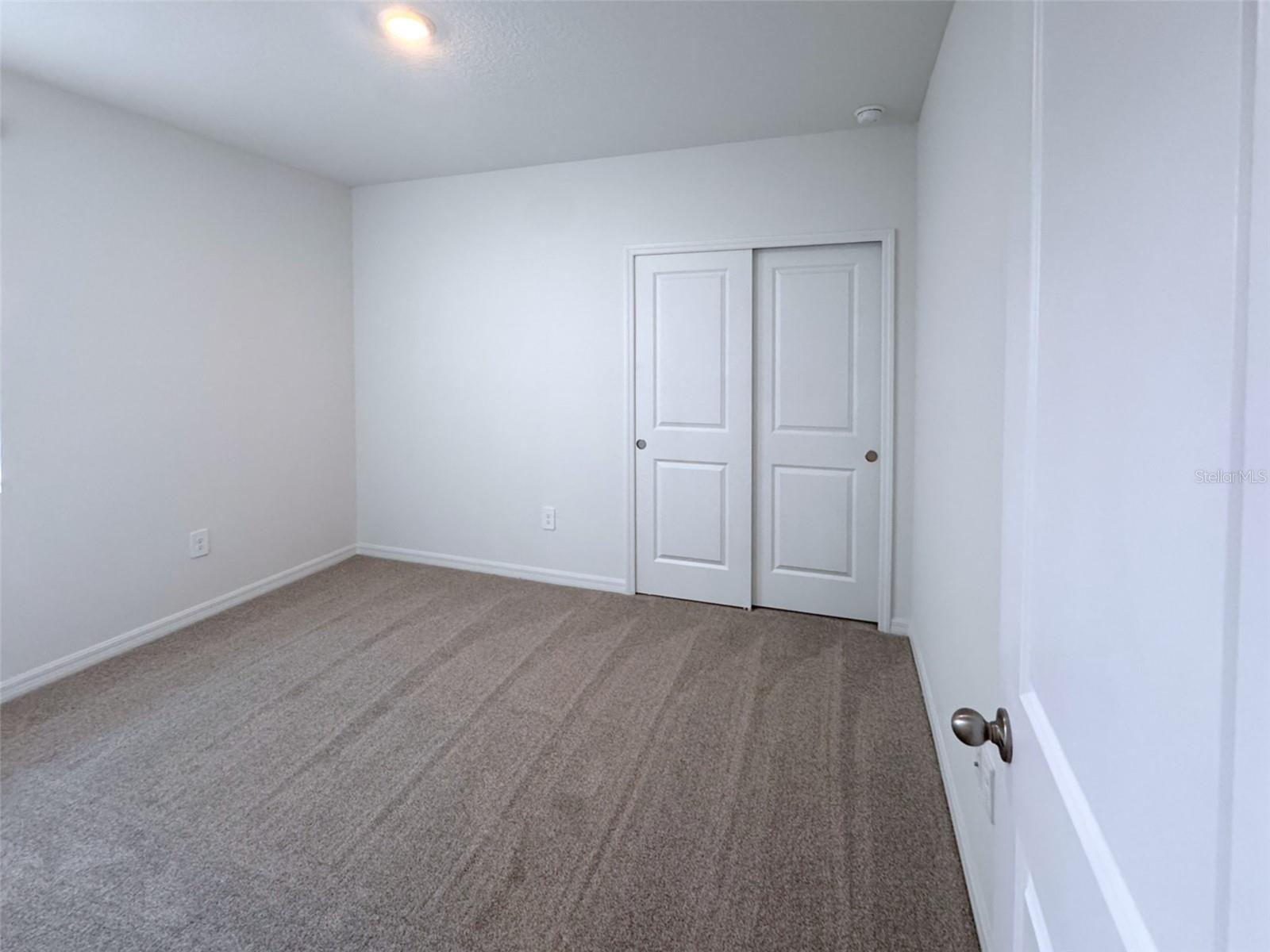 TWO RIVERS - Residential Lease