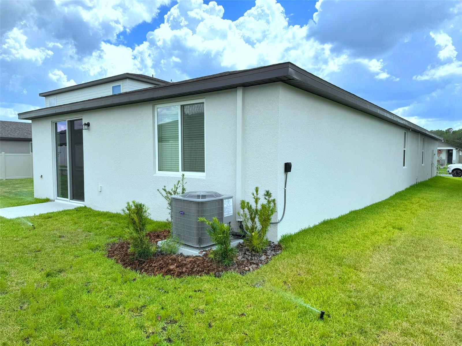 TWO RIVERS - Residential Lease