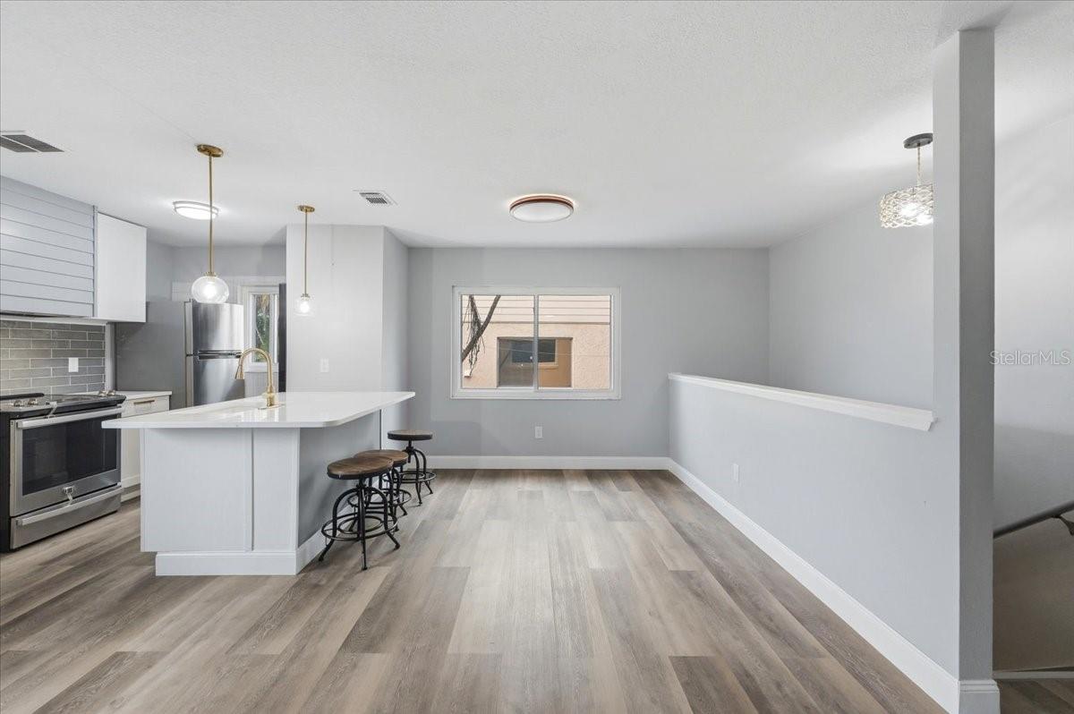 LAKE KIT - Residential