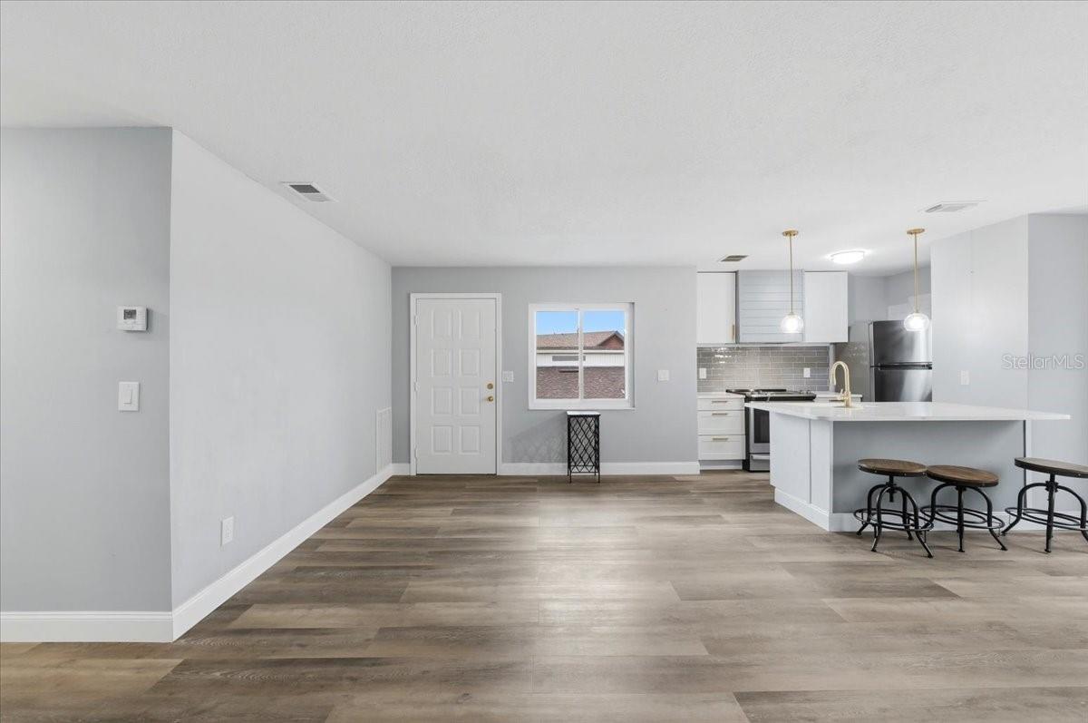 LAKE KIT - Residential