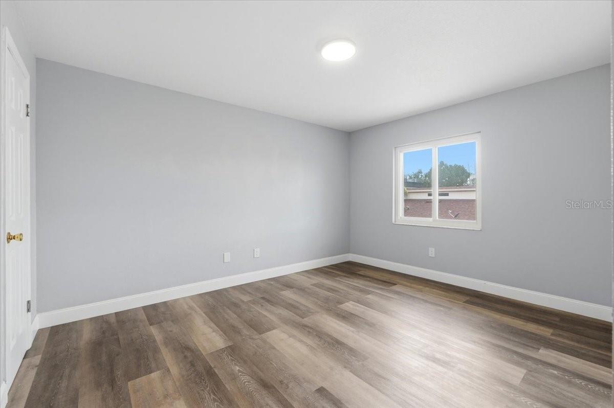 LAKE KIT - Residential