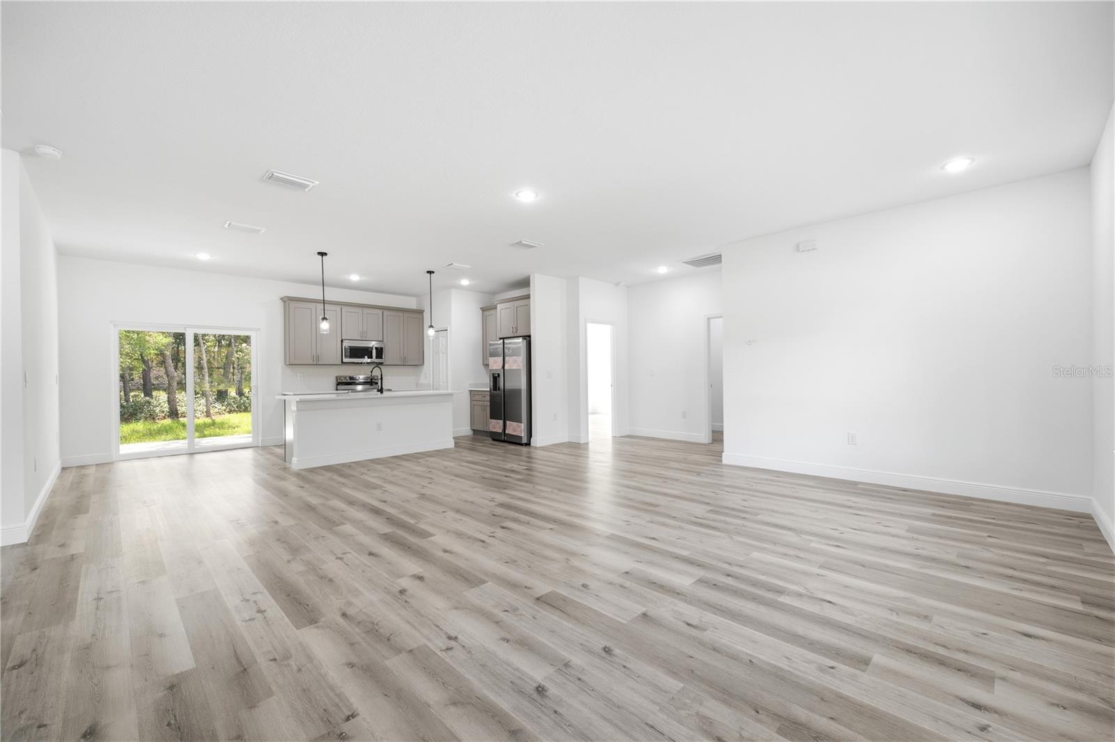 CITRUS SPGS UNIT 07 - Residential