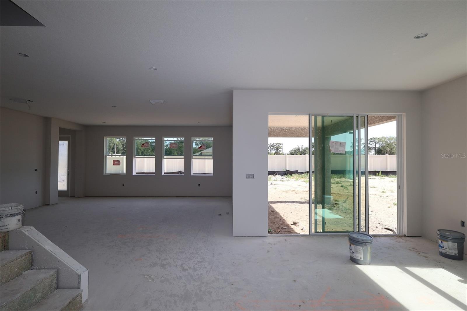 WILLOW RUN - Residential