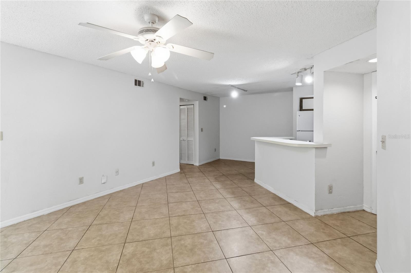 VENETIAN PLACE CONDO - Residential