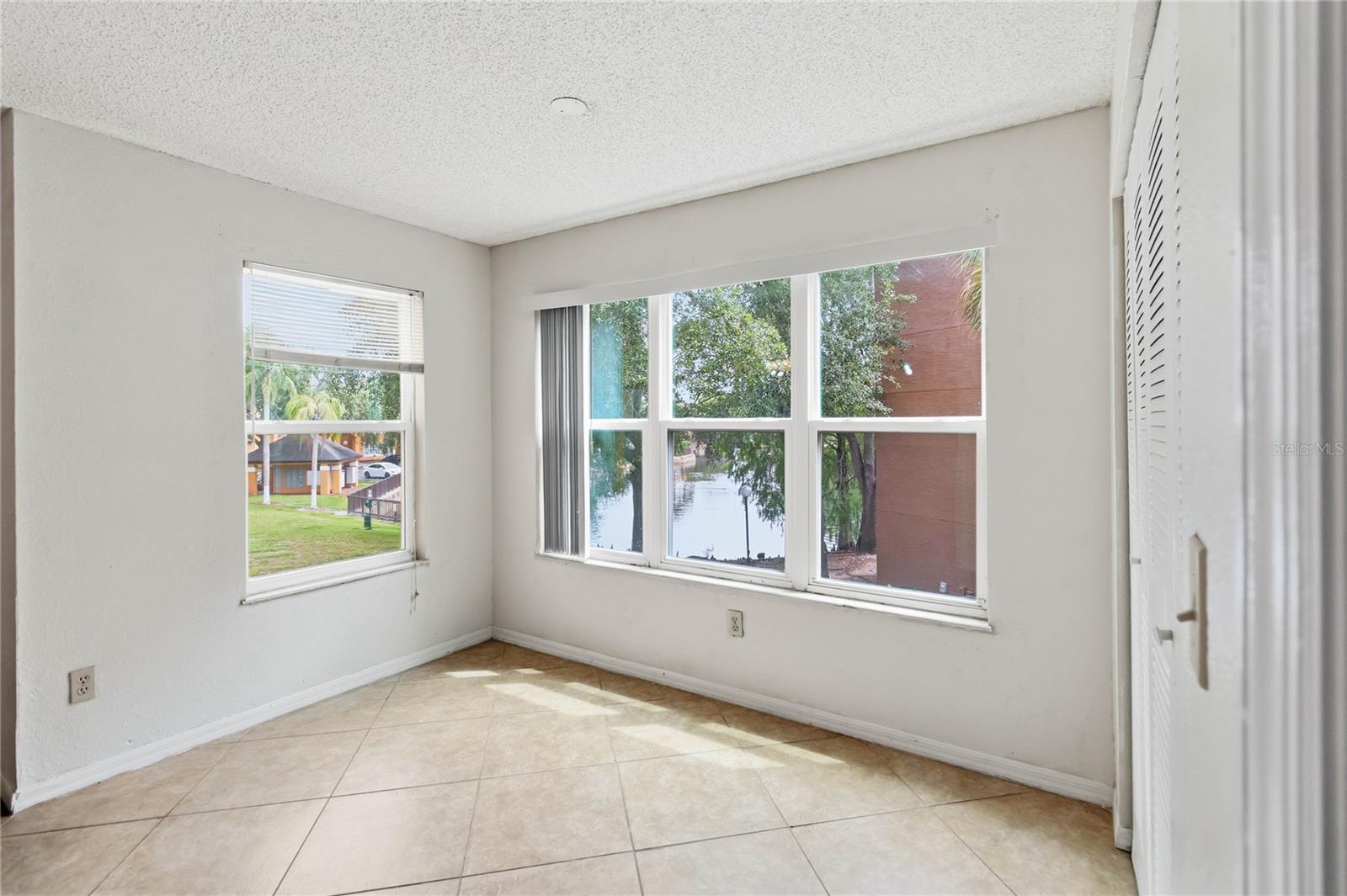 VENETIAN PLACE CONDO - Residential
