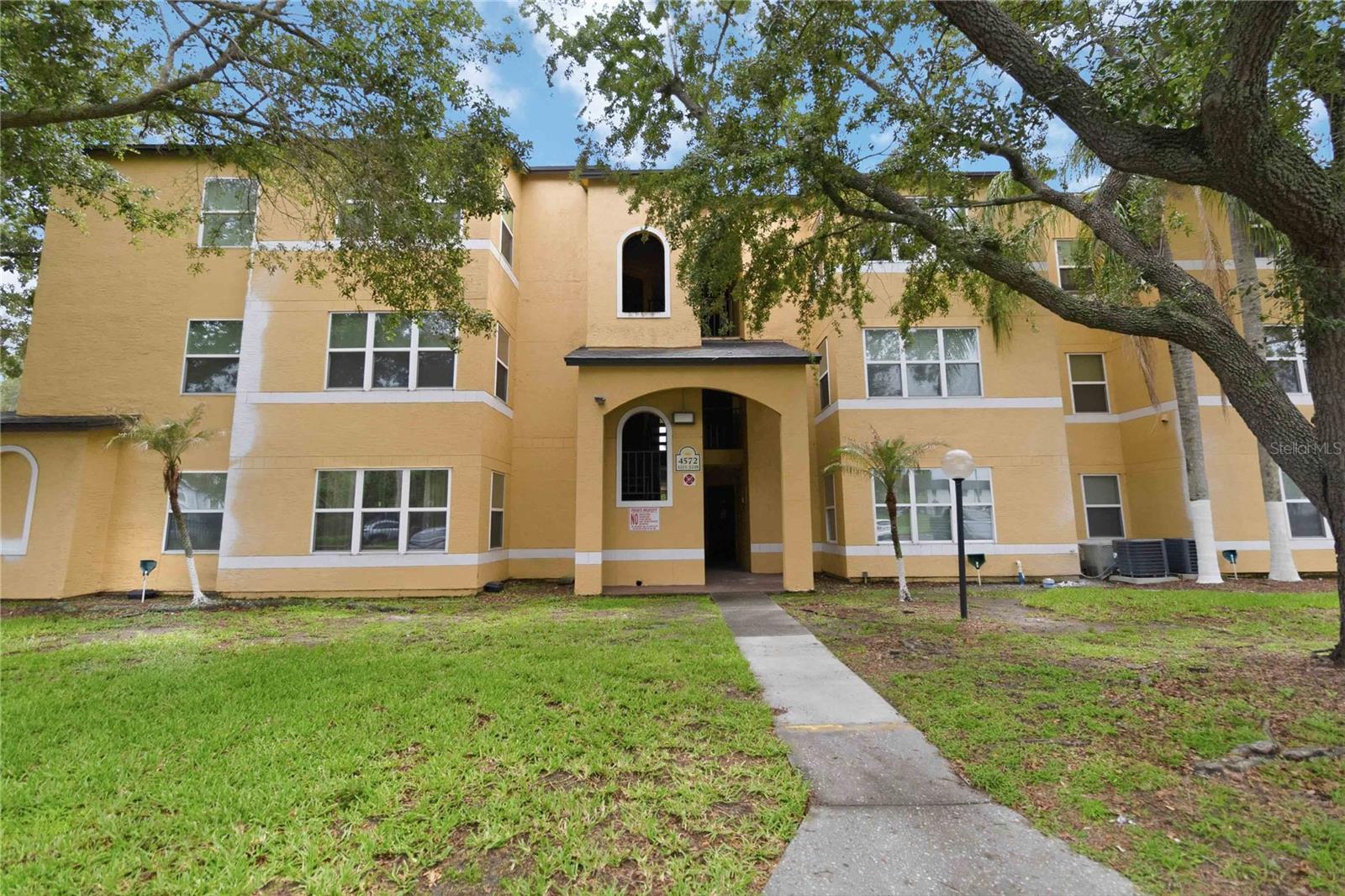 Welcome to this beautifully maintained 2-bedroom, 2-bath condominium located in the desirable Venetian Place gated community. This spacious second-floor unit offers approximately 1,054 square feet of comfortable living space with an open floor plan, abundant natural light, and low-maintenance tile flooring throughout. The functional layout includes a generous living and dining area, well-appointed kitchen, and private laundry closet with in-unit washer and dryer. The primary suite features a walk-in closet and en-suite bathroom, creating a comfortable retreat.
One of this home's biggest advantages is its prime Orlando location. Situated just minutes from Orlando International Airport (MCO) and within easy reach of Walt Disney World, Universal Orlando, Downtown Orlando, and major highways, you'll enjoy quick access to everything Central Florida features.
Residents enjoy resort-style amenities that make every day feel like a vacation, including multiple swimming pools, a fitness center, tennis courts, a playground, clubhouse, and beautifully landscaped grounds with ponds and fountains. Whether you're relaxing by the pool, enjoying a walk through the community, or taking advantage of the recreational facilities, Venetian Place offers a lifestyle that's hard to match.
This property is ideal for homeowners seeking convenience and community amenities or investors looking for a strong rental opportunity.
Property Highlights
2 Bedrooms | 2 Bathrooms
Approx. 1,054 Sq Ft
Second-floor unit
Open-concept living and dining area
Tile flooring throughout
In-unit washer and dryer
Gated community
Resort-style amenities
Minutes from Orlando International Airport
Easy access to Disney, Universal, shopping, dining, and major roadways
Schedule your private showing today and experience the perfect combination of location, comfort, and resort-style living.