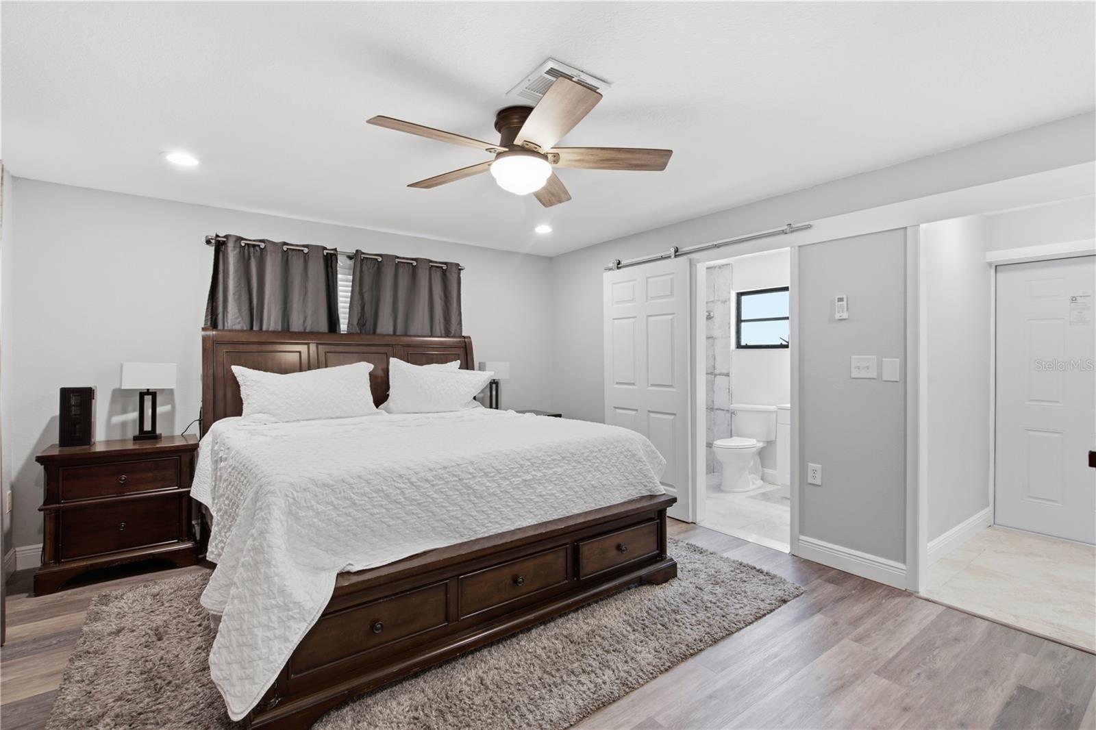 LAKE HOLLINGSWORTH ESTATES - Residential