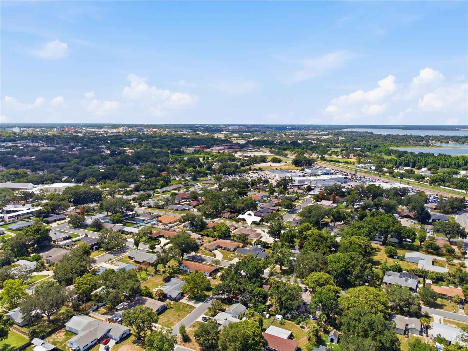 LAKE HOLLINGSWORTH ESTATES - Residential
