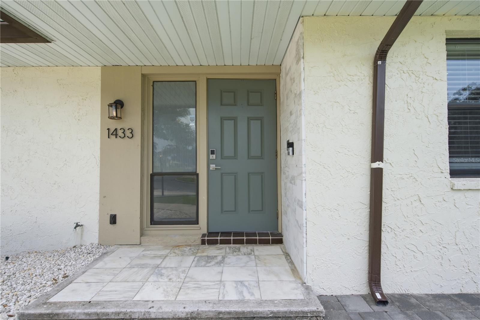LAKE HOLLINGSWORTH ESTATES - Residential