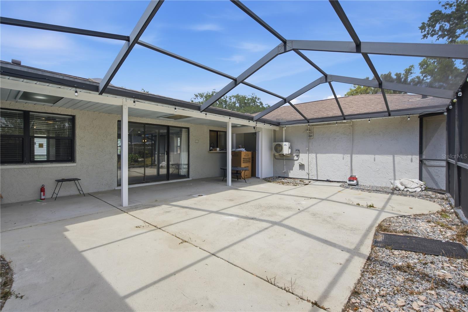 LAKE HOLLINGSWORTH ESTATES - Residential