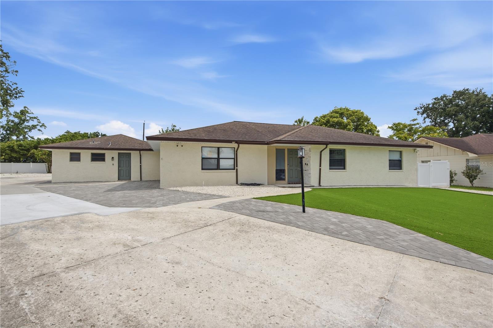 LAKE HOLLINGSWORTH ESTATES - Residential