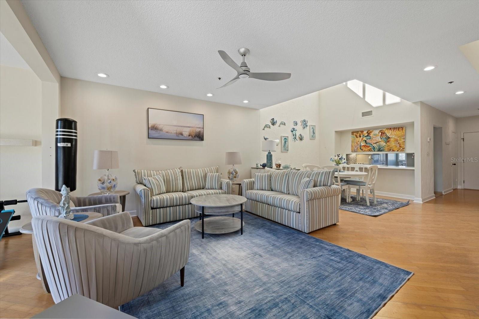 FAIRWAY BAY 1 - Residential Lease