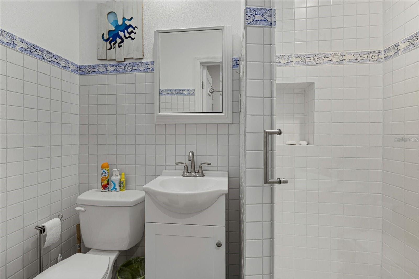 FAIRWAY BAY 1 - Residential Lease