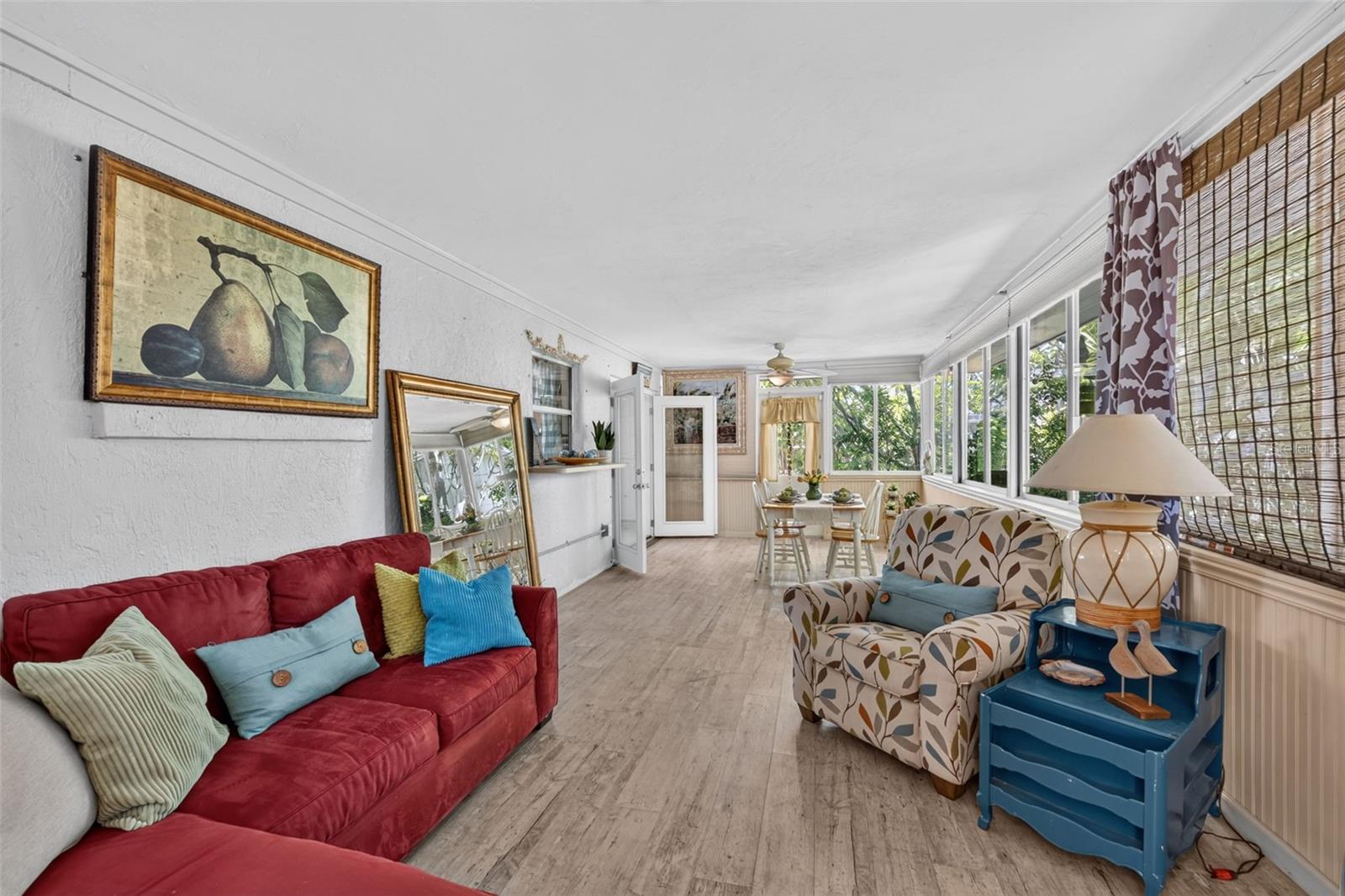 SOUTH VENICE - Residential