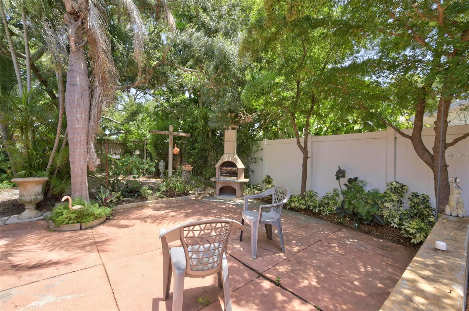 SOUTH VENICE - Residential