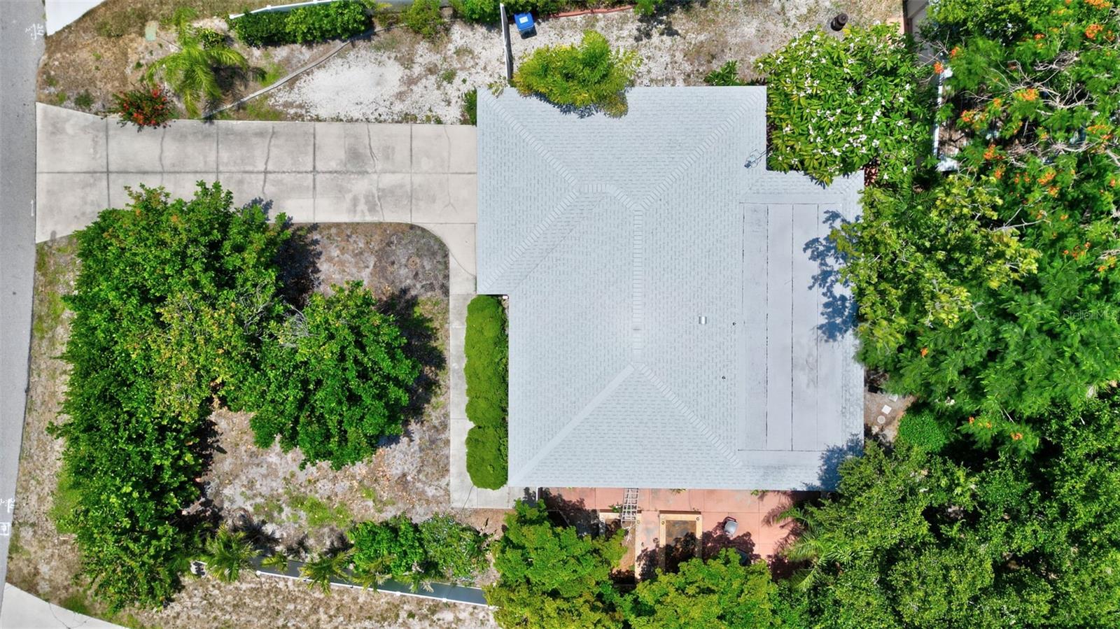 SOUTH VENICE - Residential