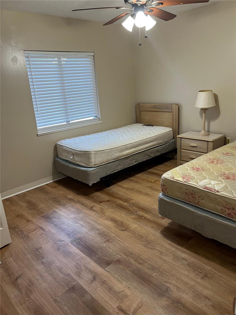 FLORIDA VACATION VILLAS - Residential Lease