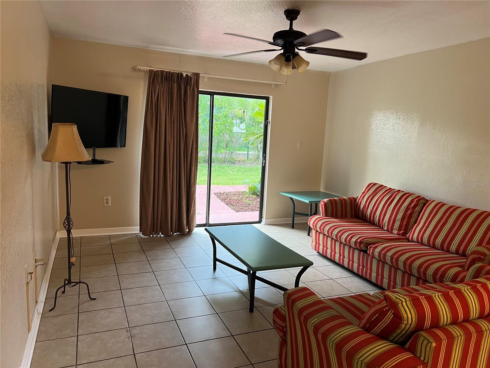 FLORIDA VACATION VILLAS - Residential Lease