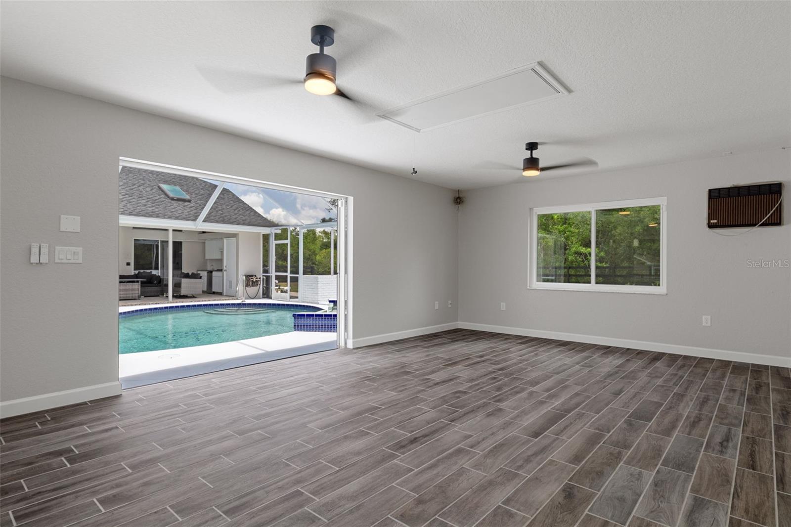 PINE RIDGE UNIT 01 - Residential
