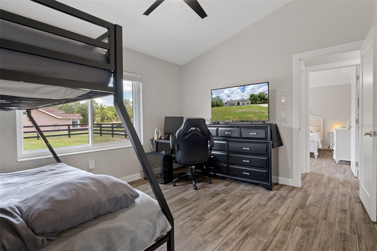 PINE RIDGE UNIT 01 - Residential