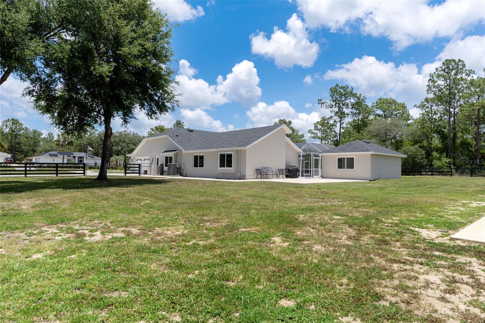 PINE RIDGE UNIT 01 - Residential