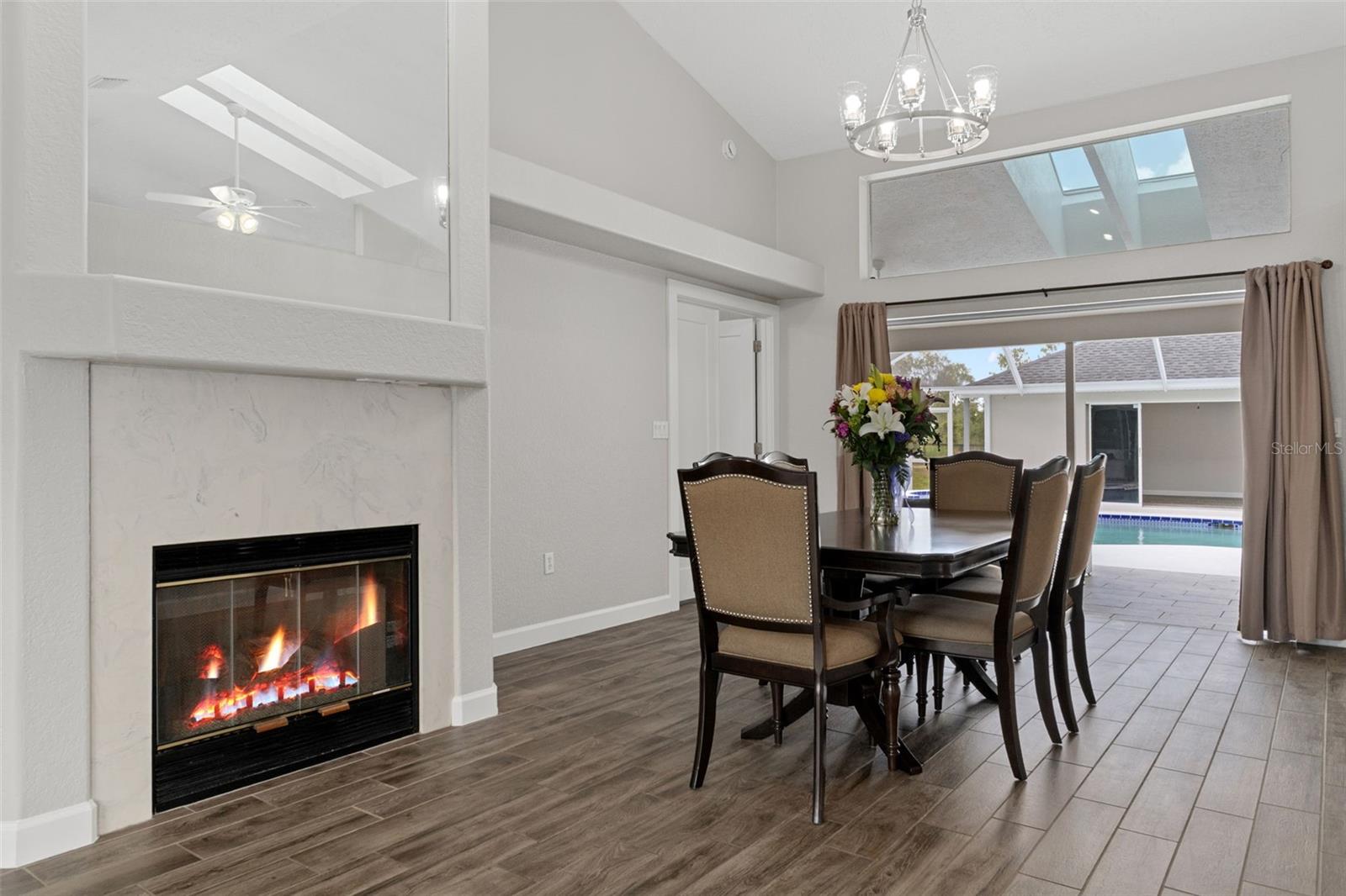 PINE RIDGE UNIT 01 - Residential