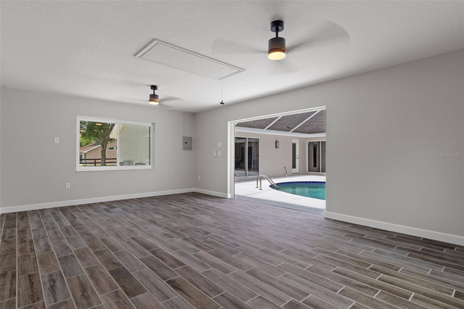 PINE RIDGE UNIT 01 - Residential