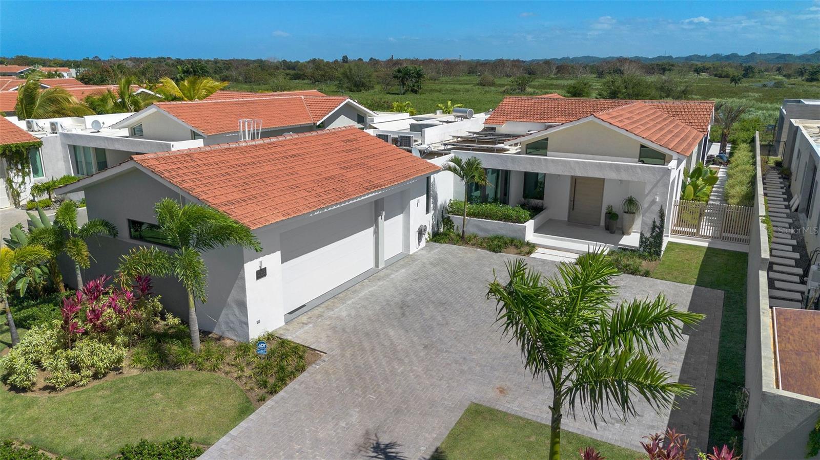 This stunning 5-bedroom, 5.5-bathroom residence is located in the exclusive community of Sabanera de Dorado. With 5,500 SQ. FT. of construction on a 1,350 SQ. MTS. lot, this property offers a perfect blend of elegance, comfort, and sustainability.

The home features full solar panels, a 30 kW generator, and a water cistern, ensuring energy efficiency and uninterrupted power. The air-conditioned garage includes a car lift, making it a dream for car enthusiasts.

Designed for luxury living, this property offers spacious living areas, modern finishes, and an excellent location close to top-tier schools, amenities, and the beach.

Don’t miss this exceptional opportunity—schedule a private showing today!