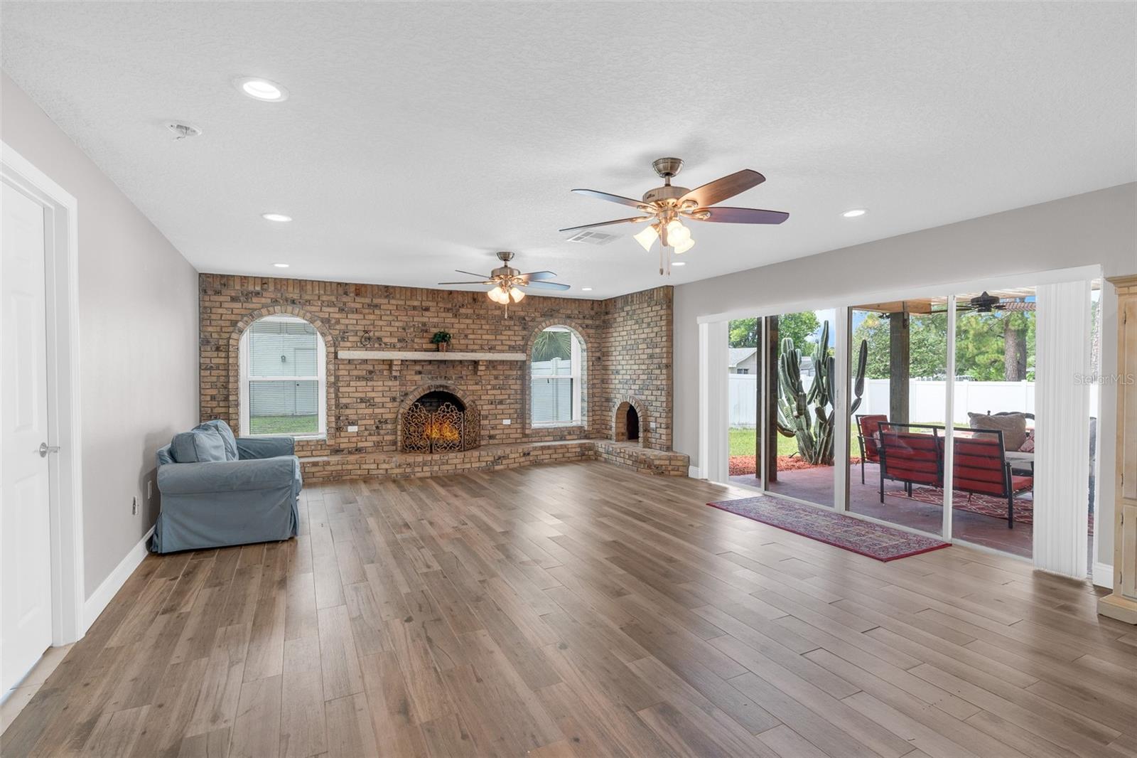 SAND LAKE HILLS SEC 03 - Residential