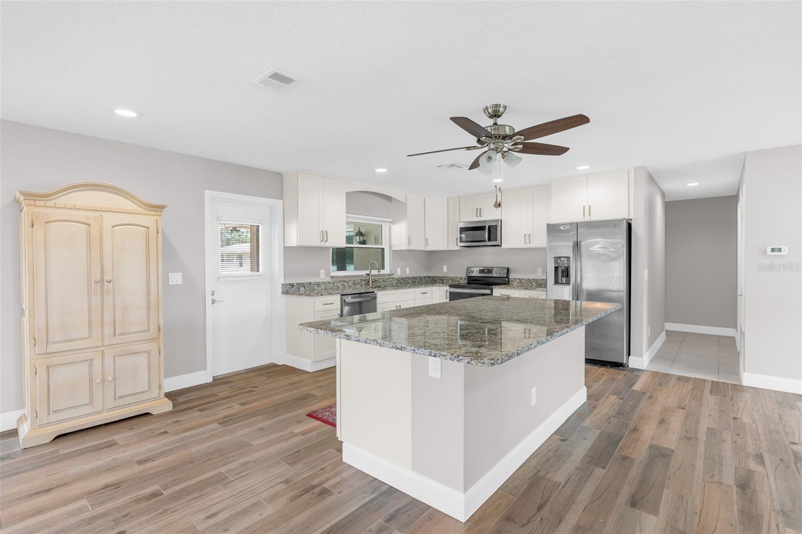 SAND LAKE HILLS SEC 03 - Residential