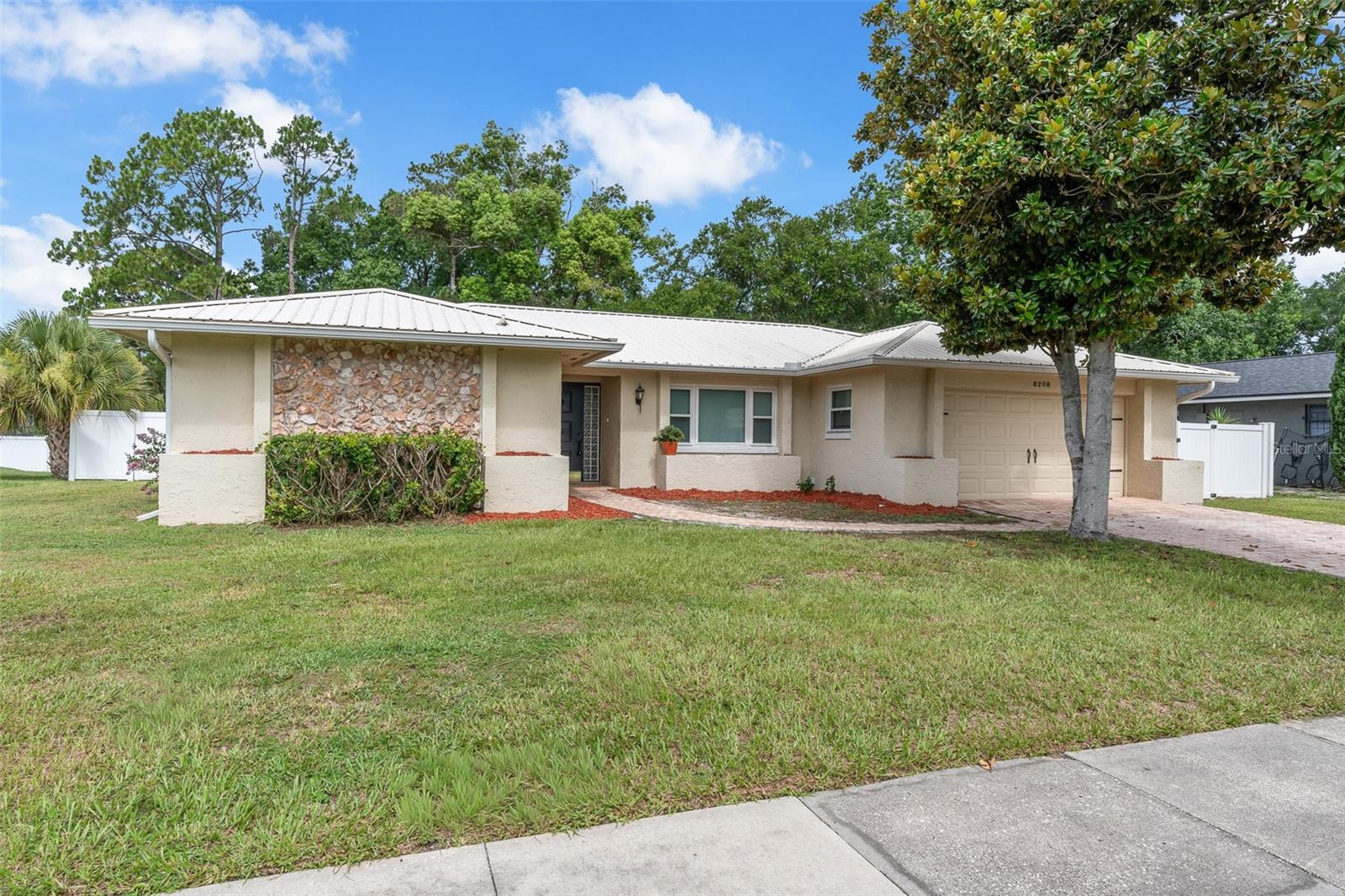 SAND LAKE HILLS SEC 03 - Residential