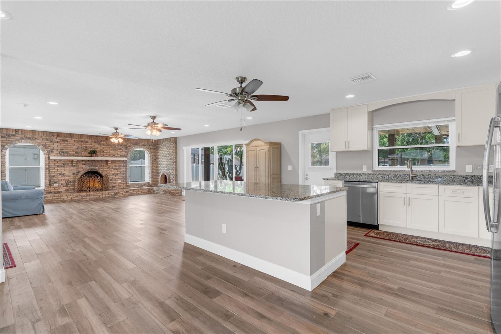 SAND LAKE HILLS SEC 03 - Residential