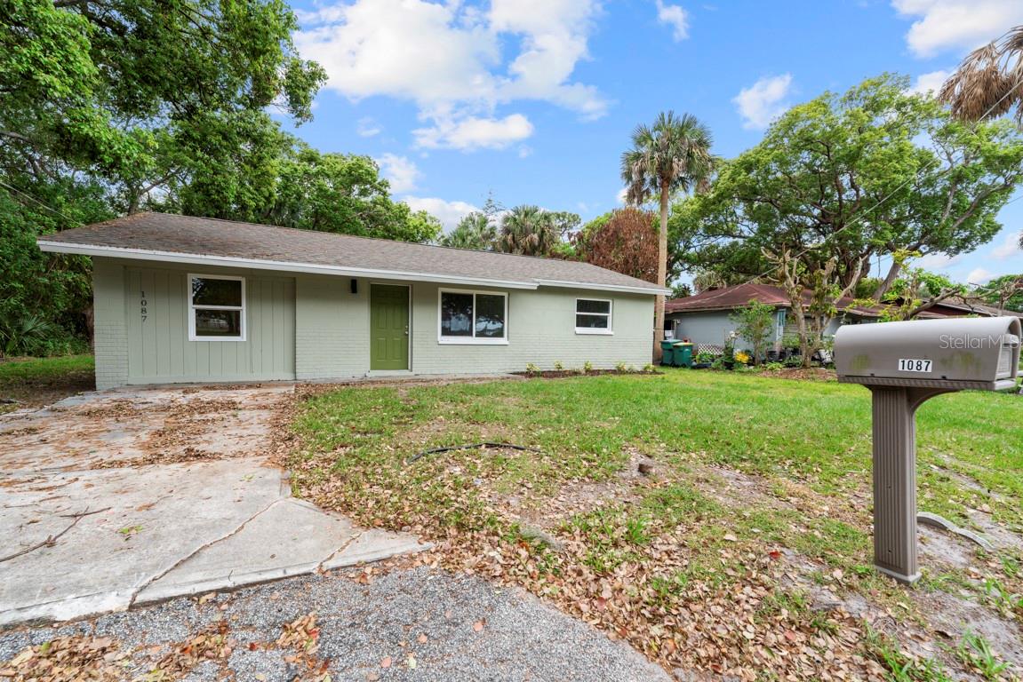 EAU GALLIE, SUBD OF OUT LOTS 21, 22, 23 - Residential