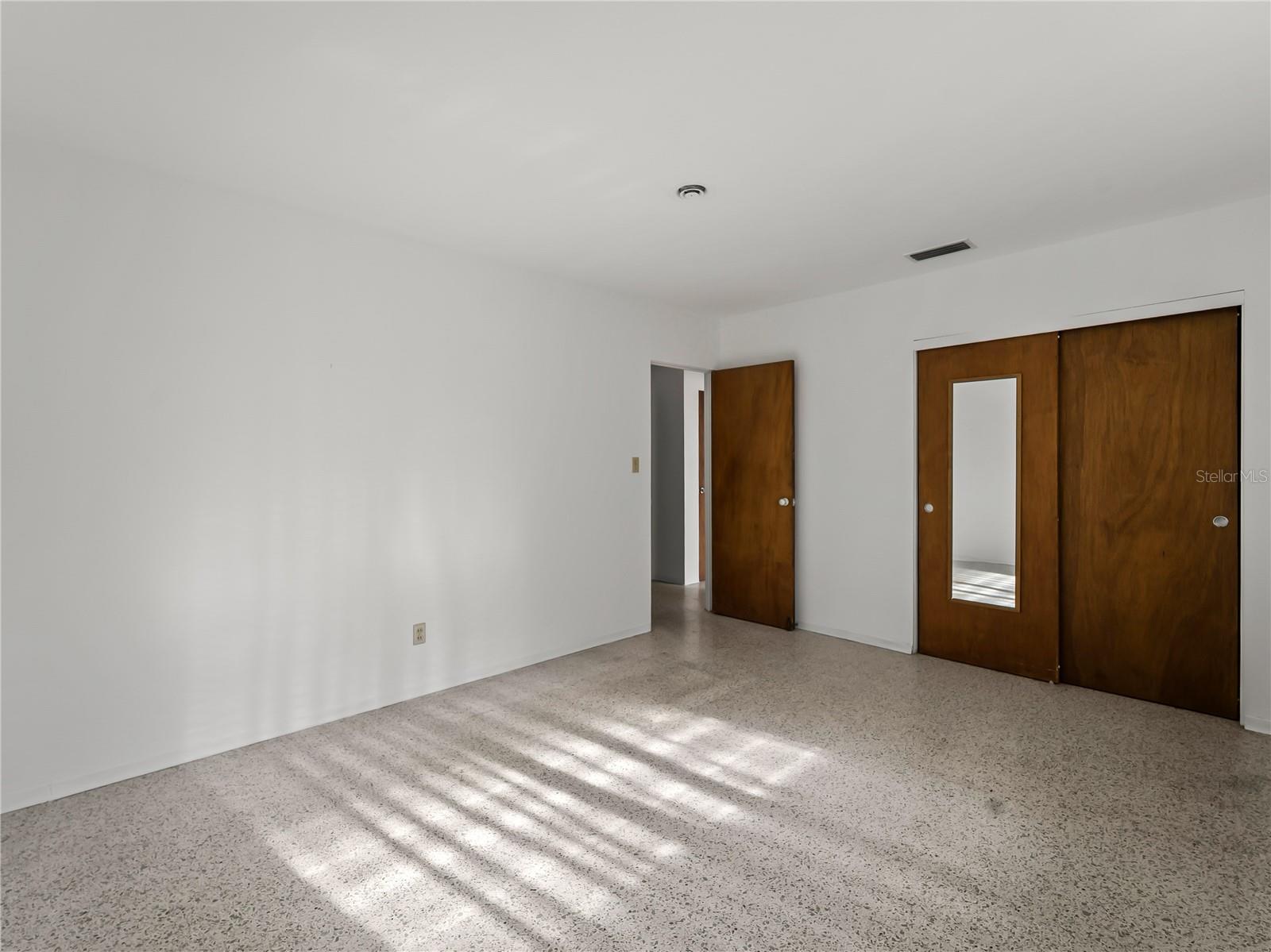 HYMOUNT - Residential