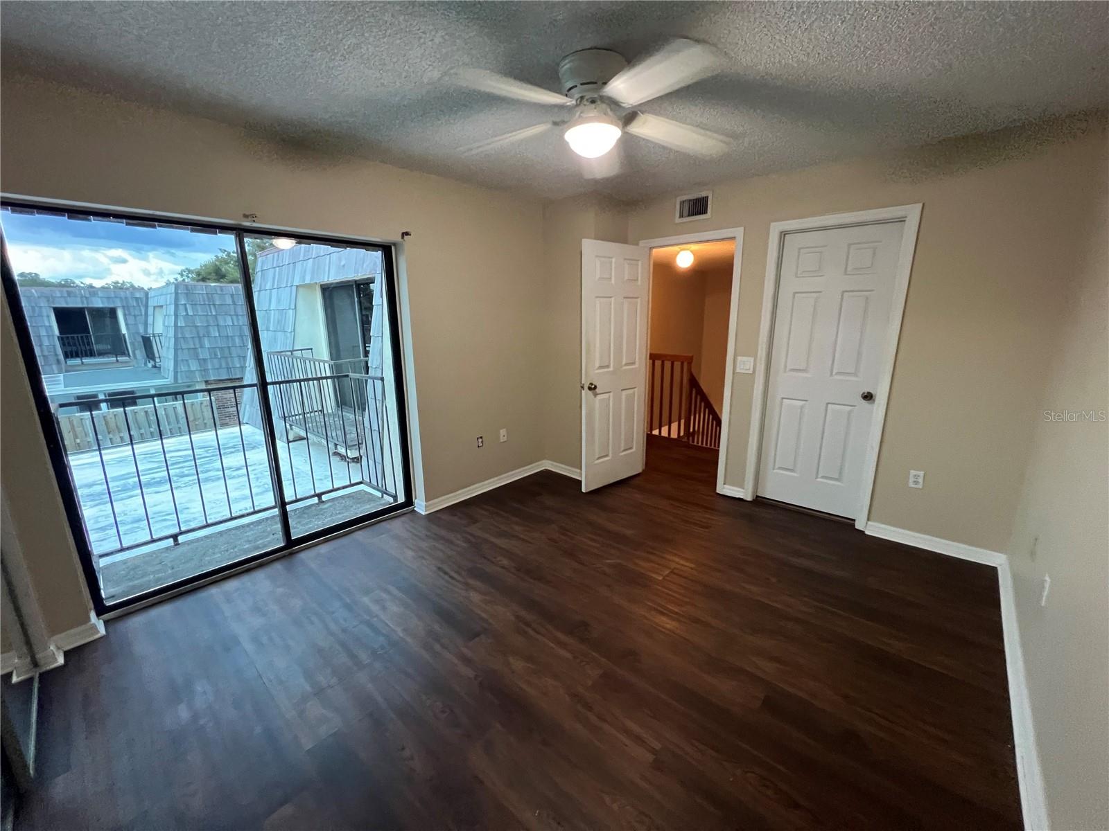 LEESBURG ROYAL OAK ESTATES SUB - Residential Lease