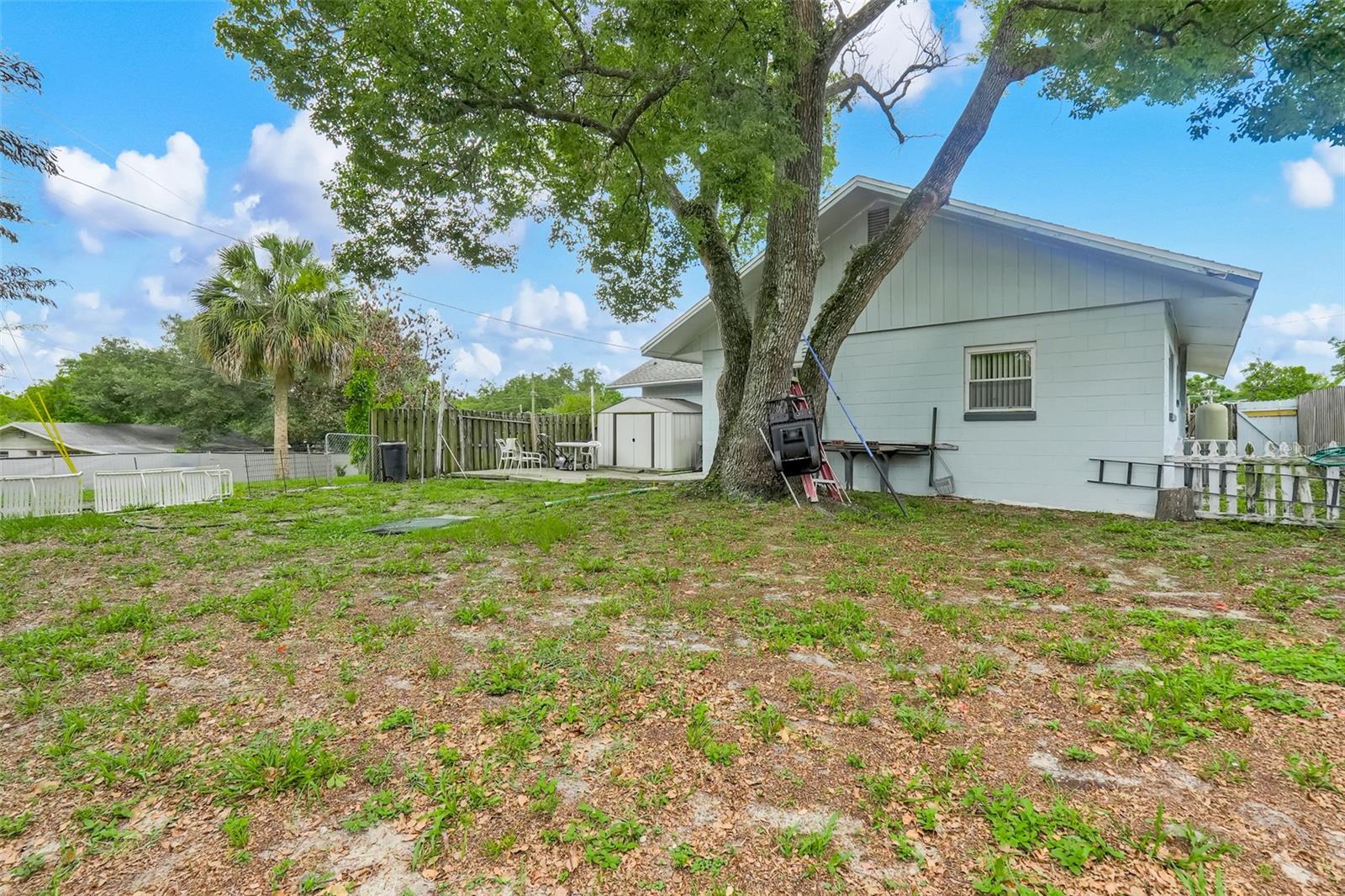 WILLIAMSON HEIGHTS - Residential