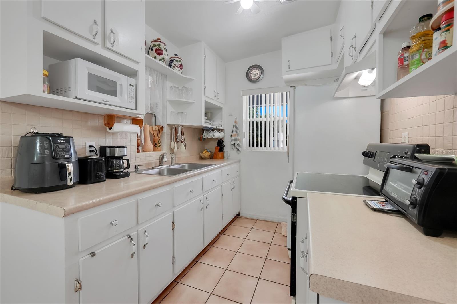 WILLIAMSON HEIGHTS - Residential
